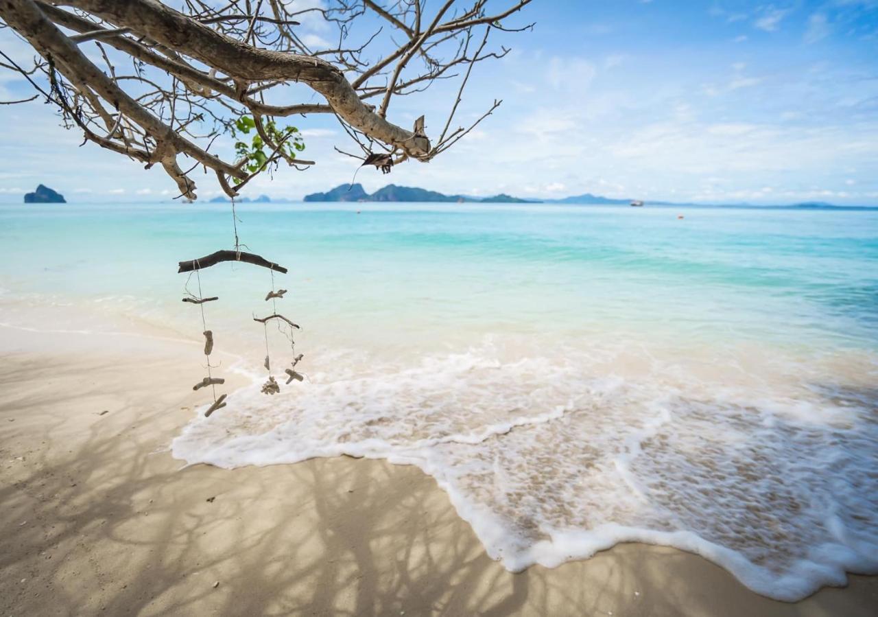 The Reef Resort Koh Kradan Exterior photo
