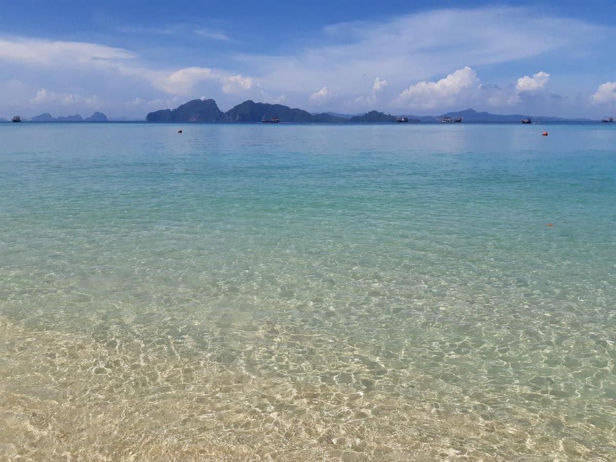 The Reef Resort Koh Kradan Exterior photo