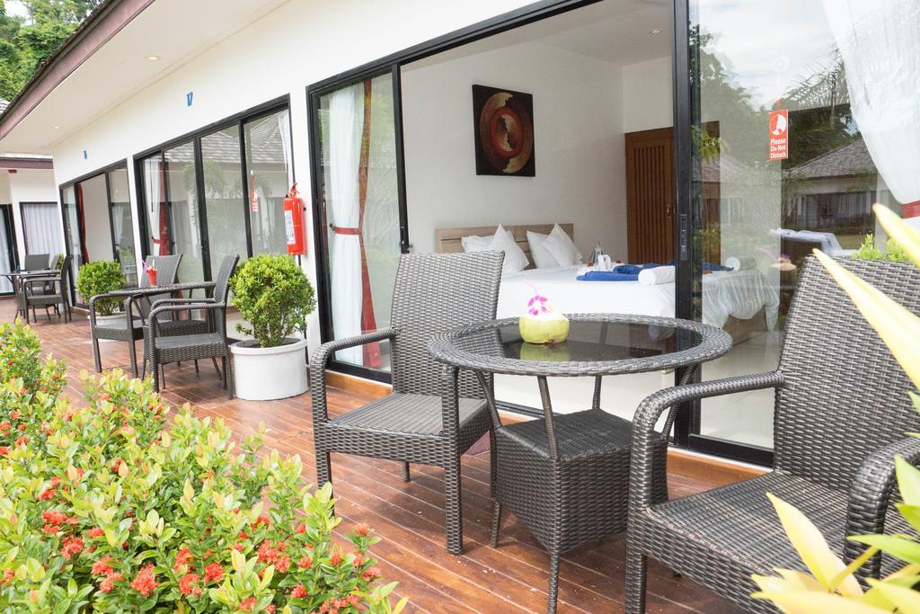 The Reef Resort Koh Kradan Exterior photo