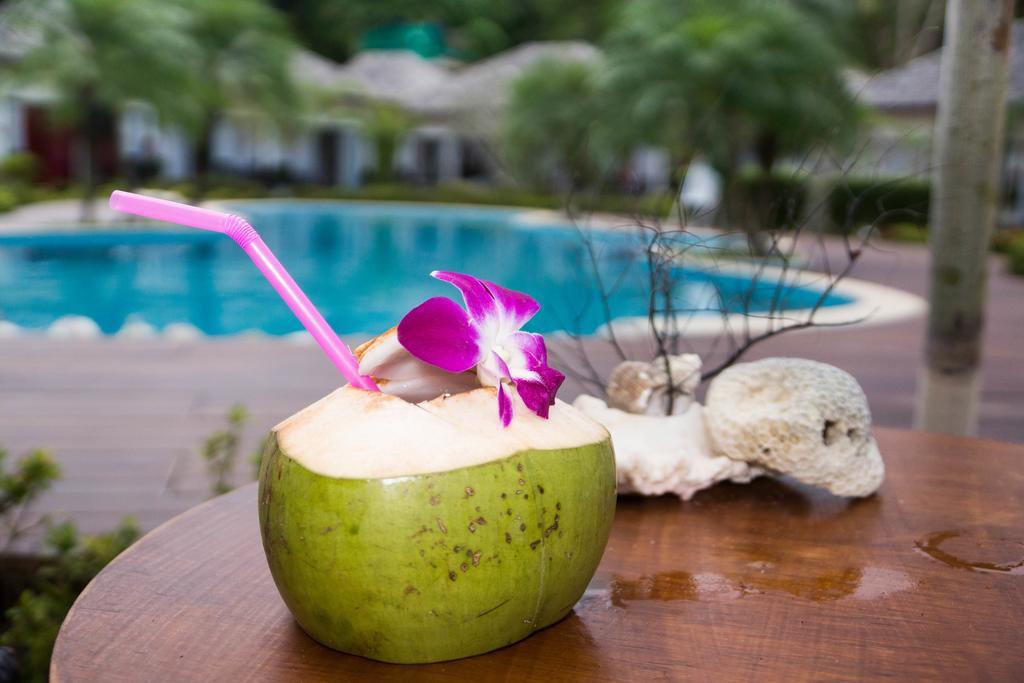 The Reef Resort Koh Kradan Exterior photo